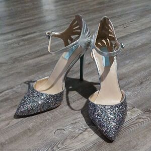 Betsey Johnson Avery silver glitter pointed toe  Heels Sz 10 NWOT